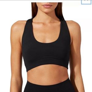 SPLITS59 Sara Airweight Racerback Sports Bra